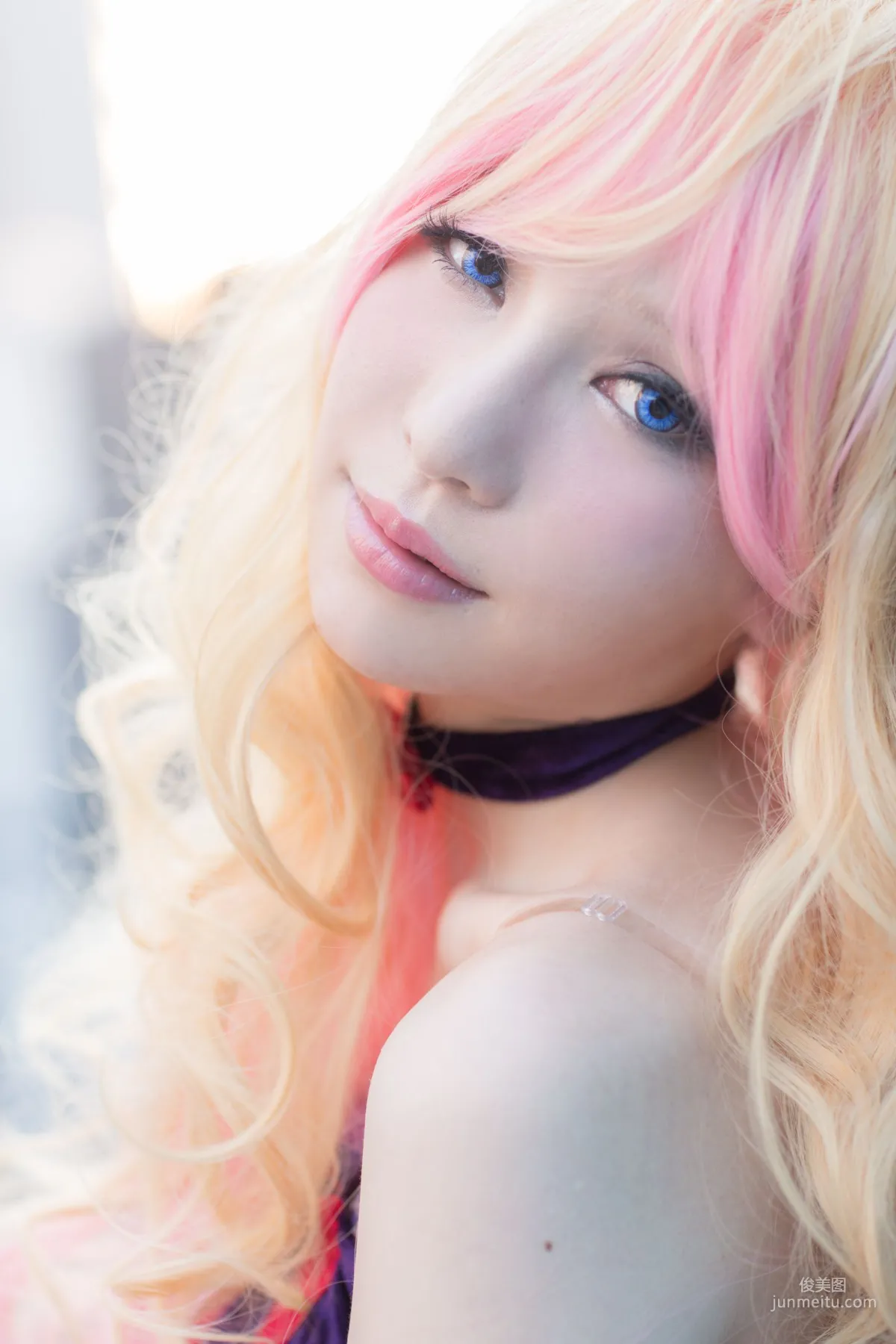 Aoi(葵) 《Macros(マクロス)》Sheryl Nome(シェリル·ノーム) [bit] 写真集43