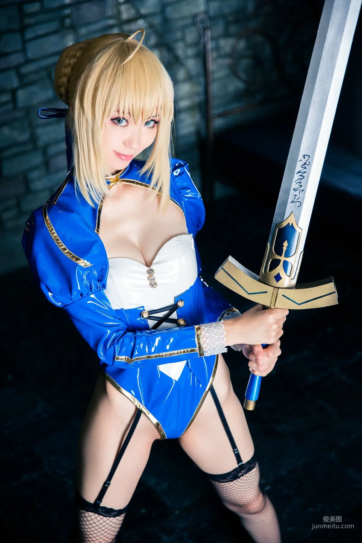 Mike(ミケ) 《Fate stay night》Saber [Mikehouse] 写真集25