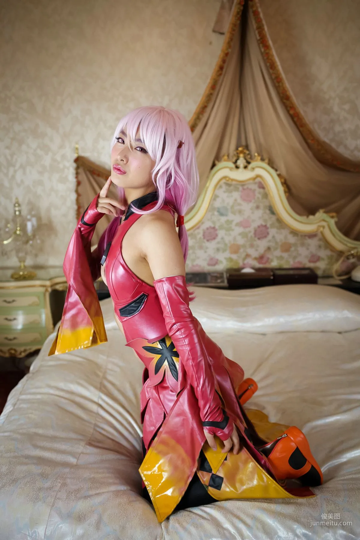 由愛可奈 《Guilty Crown》楪いのり [SEVEN D SISTERS] 写真集8