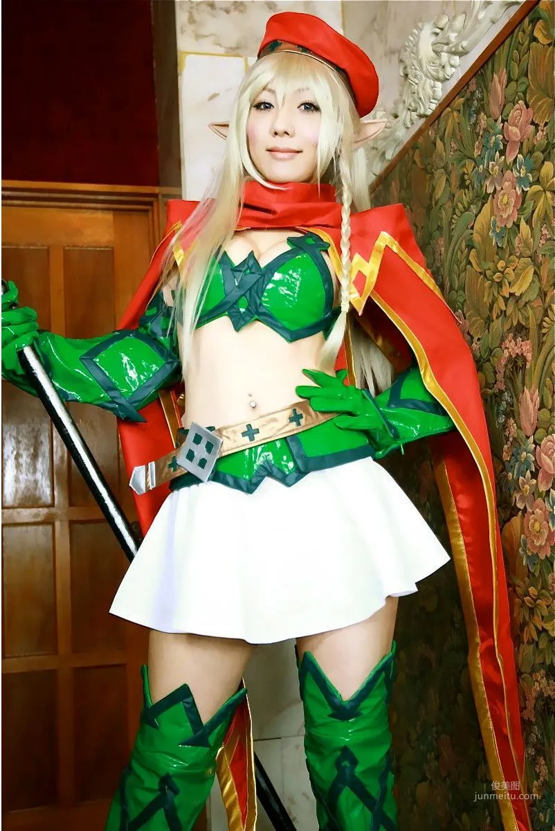 華群みさき 《Queen's Blade》Alice+Alleyne+Echidna  [HONEY BUNNY] 写真集9