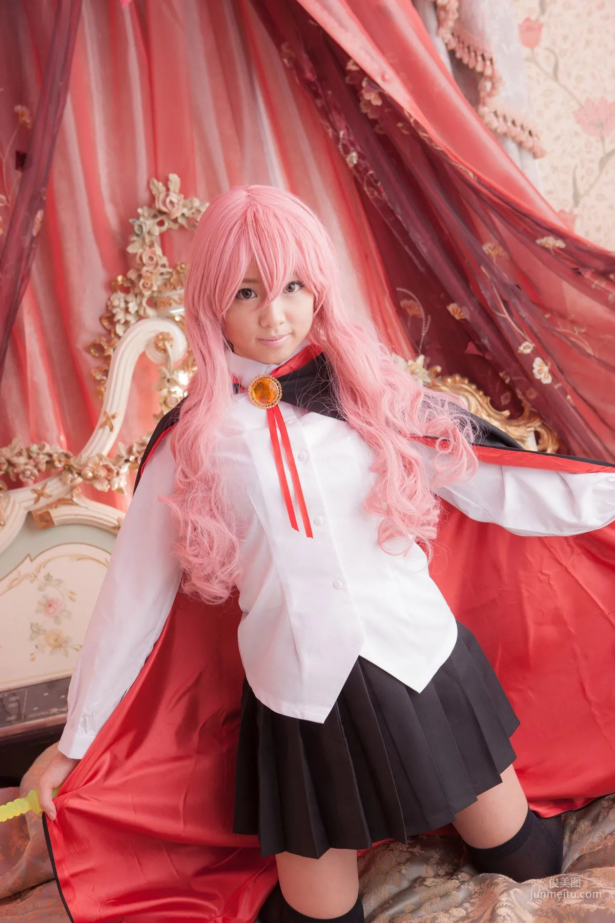 早乙女らぶ《ゼロの使い魔》Louise Francoise Le Blanc de La Valliere [@factory] 写真集7