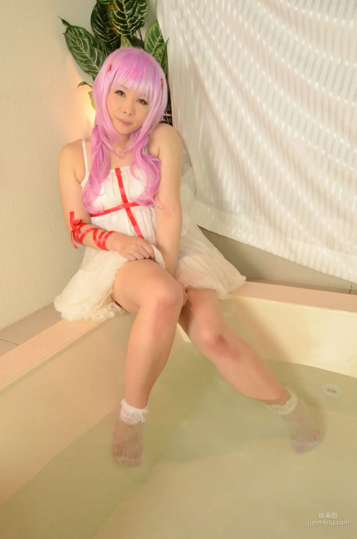 岡田ゆい《Guilty Crown》楪いのり [どてちん販売所] 写真集84