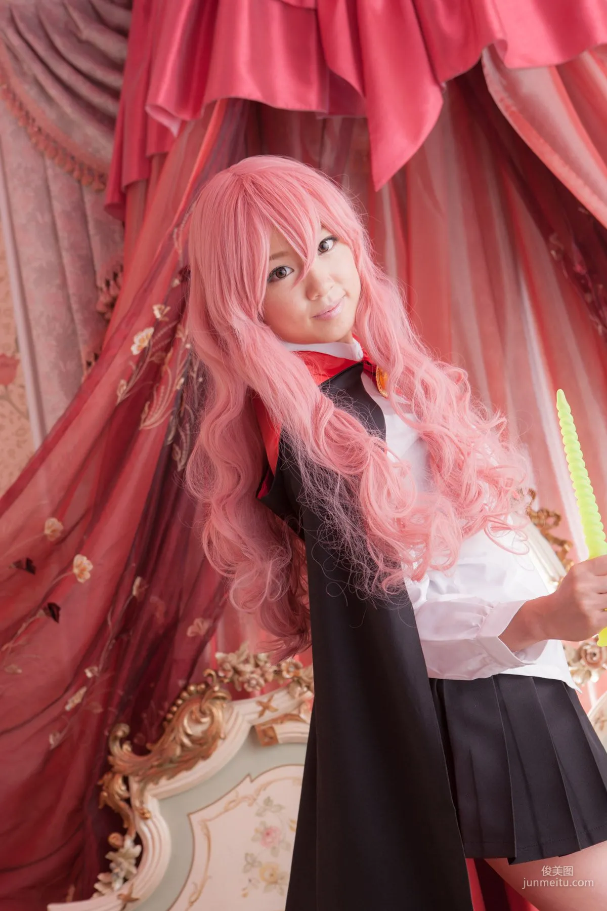 早乙女らぶ《ゼロの使い魔》Louise Francoise Le Blanc de La Valliere [@factory] 写真集24