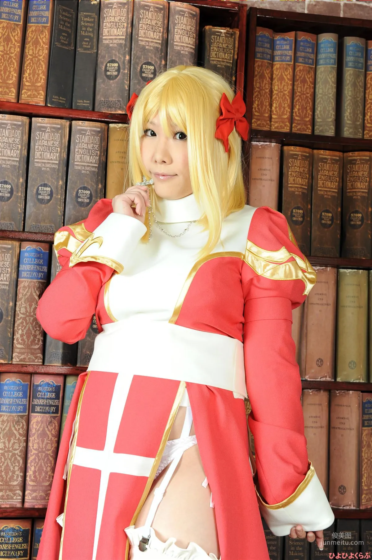 丹雫ひよ 《Ragnarok Online》High Priest  [HiyoHiyo Club] 写真集35