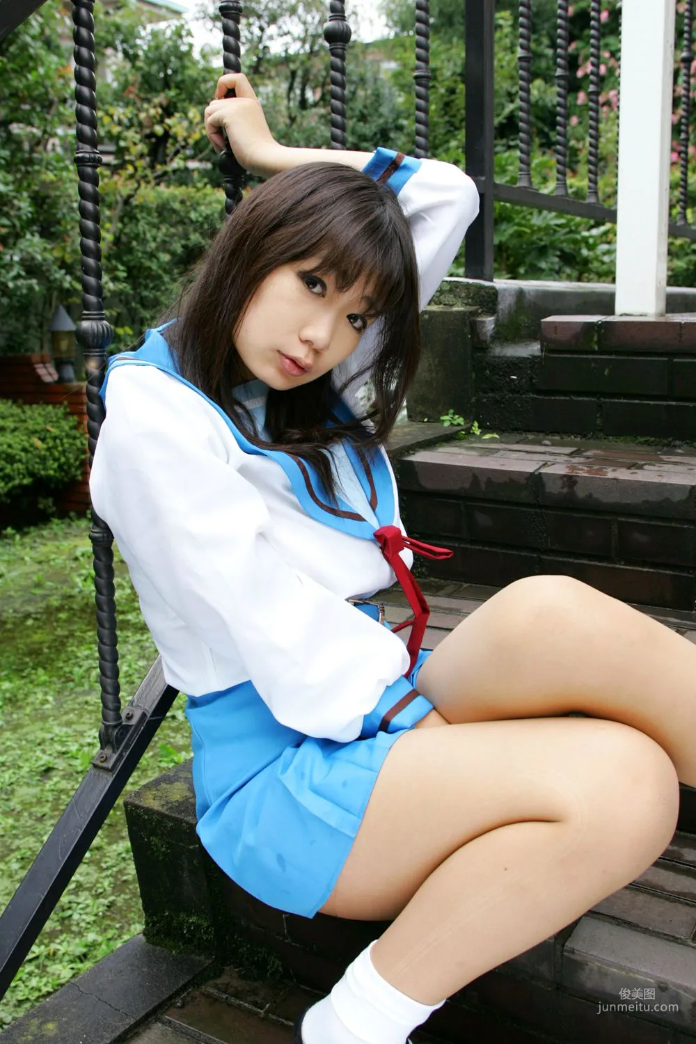 チョコボール向囲 《Suzumiya Haruhi no Yuuutsu》Suzumiya Haruhi+Asahina Mikuru 写真集50