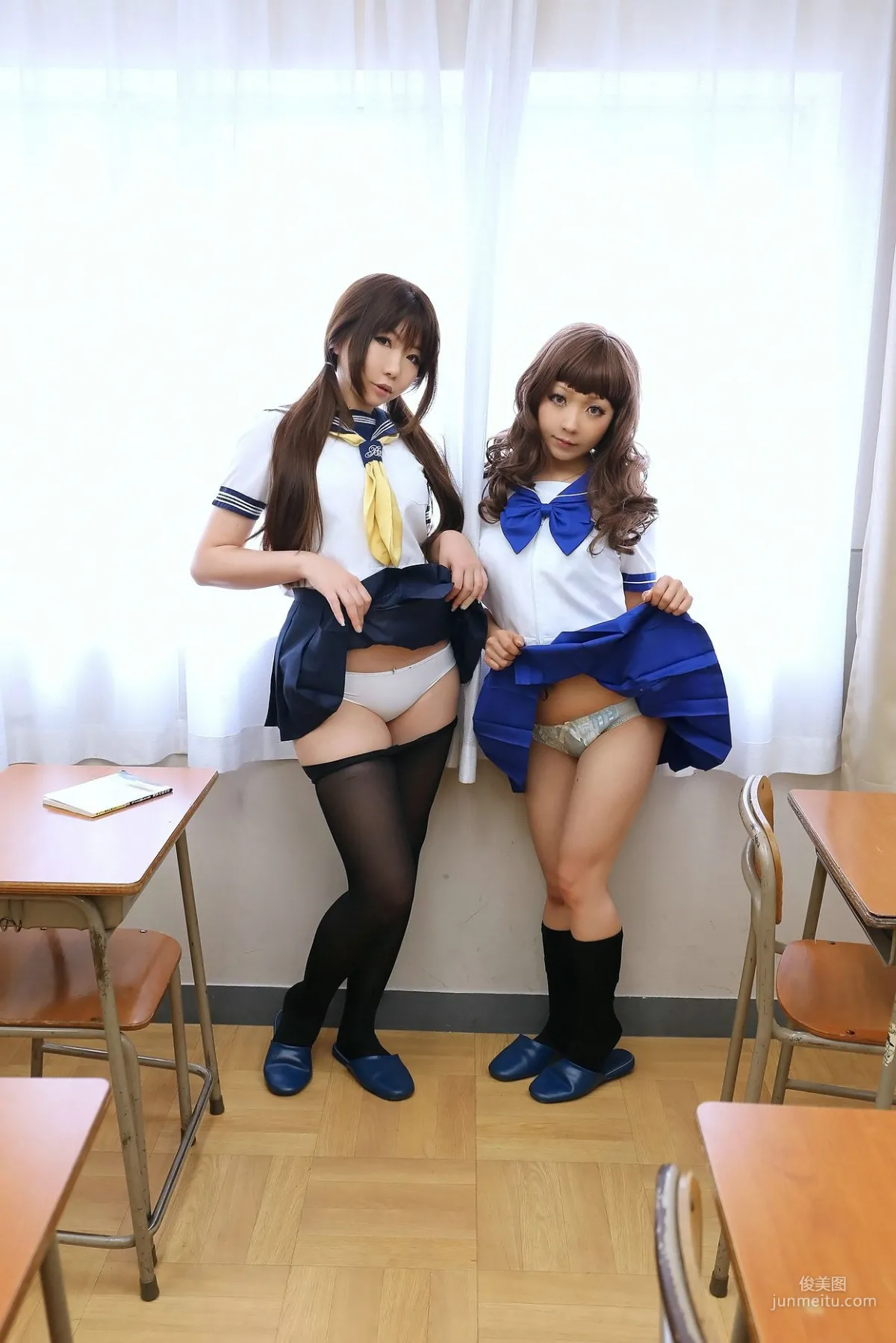 日暮りん&日暮らん [Sailor Osanpo -Shukketsu Dai Service] [日暮企画] 写真集82