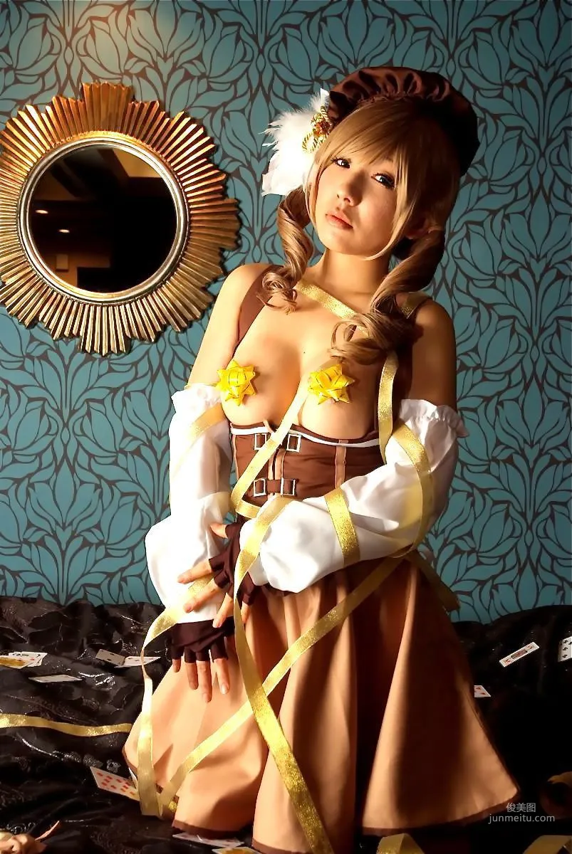 華群みさき《魔法少女まどか☆マギカ》Tomoe Mami(巴マミ) [HONEY BUNNY] 写真集75