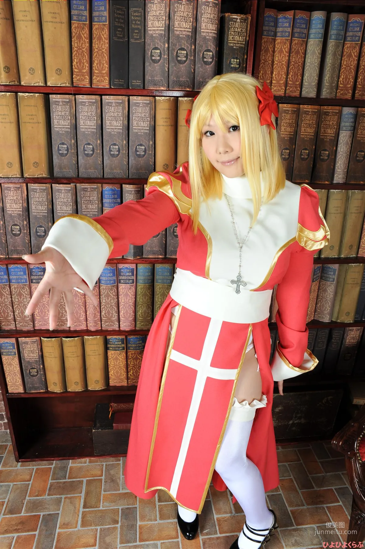 丹雫ひよ 《Ragnarok Online》High Priest  [HiyoHiyo Club] 写真集39