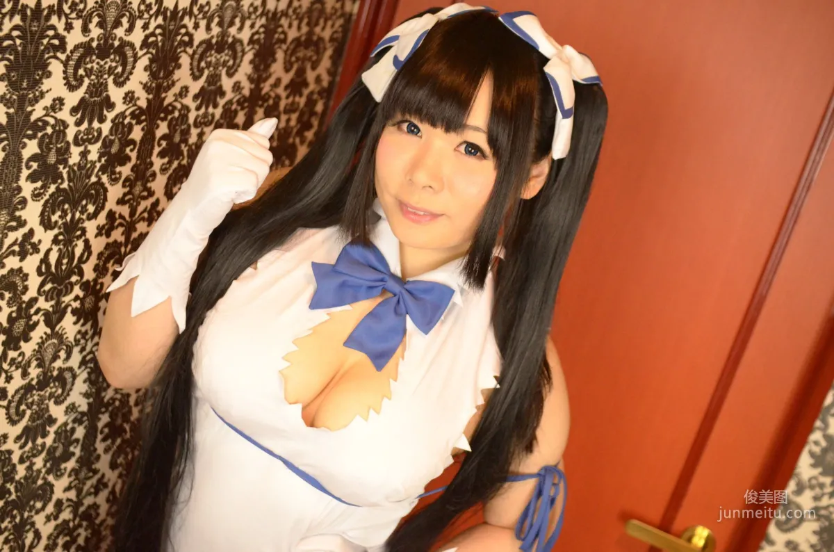 岡田ゆい《ダンジョンに出会いを求めるのは間違っているだろうか》Hestia [どてちん販売所] 写真集4