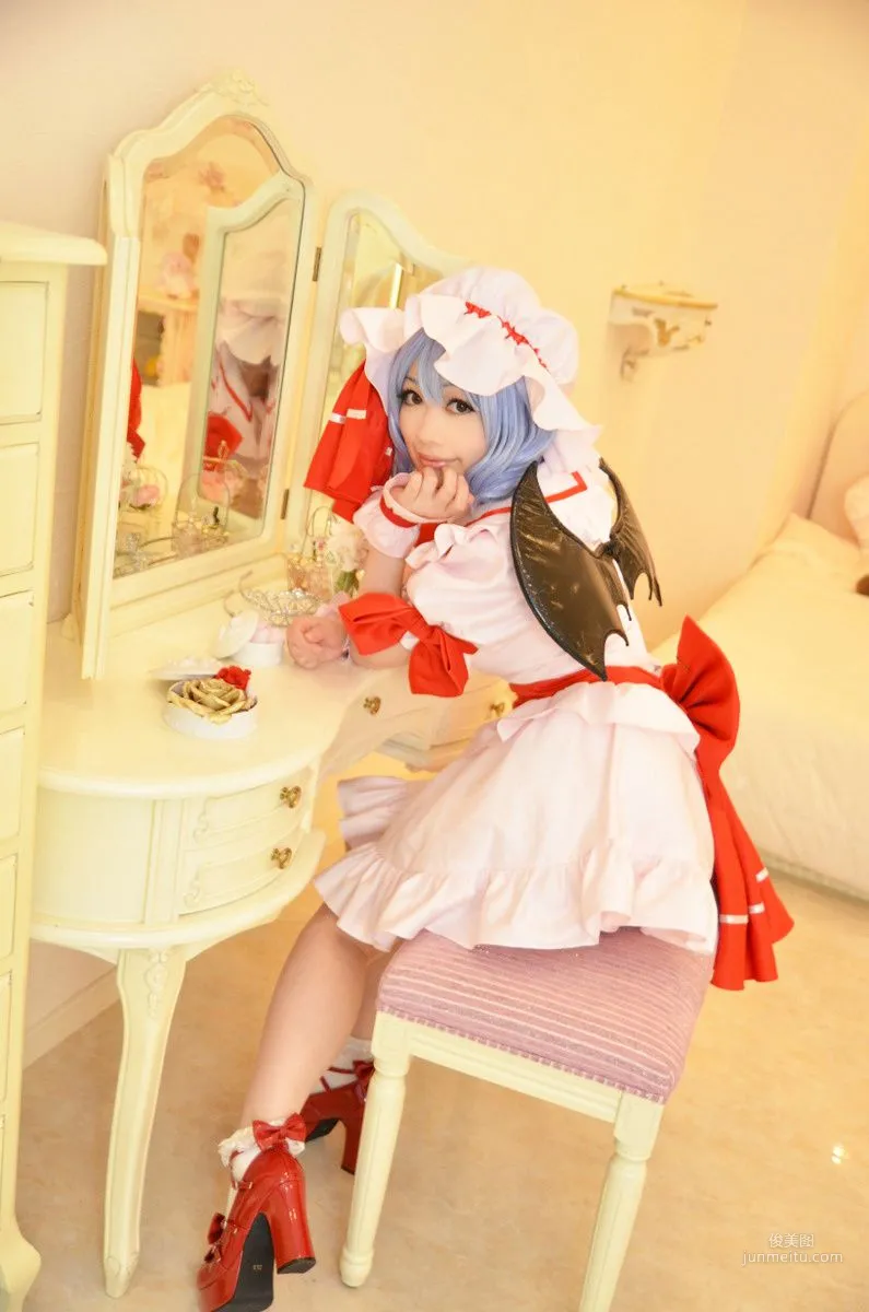 Shizuku(しずく) 《東方Project》Remilia Scarlet [from a rose] 写真集52