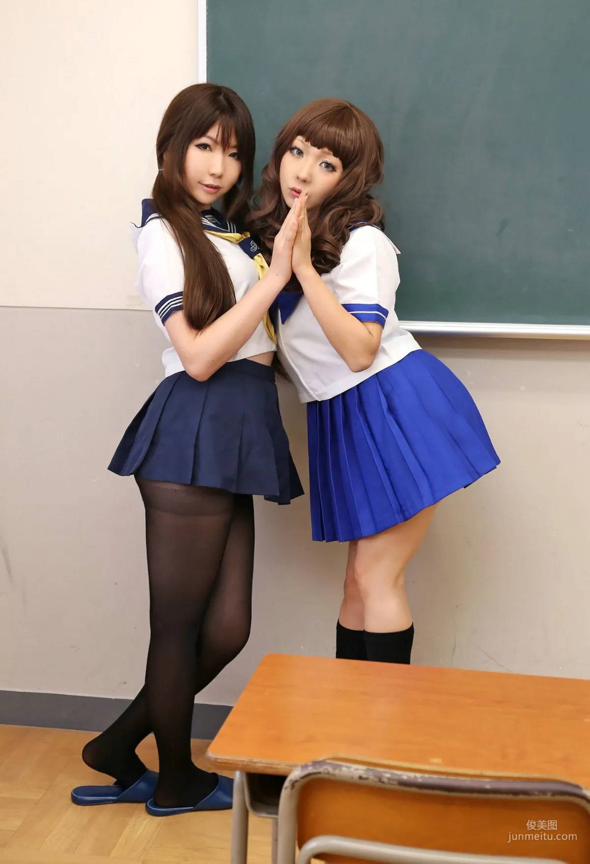 日暮りん&日暮らん [Sailor Osanpo -Shukketsu Dai Service] [日暮企画] 写真集77