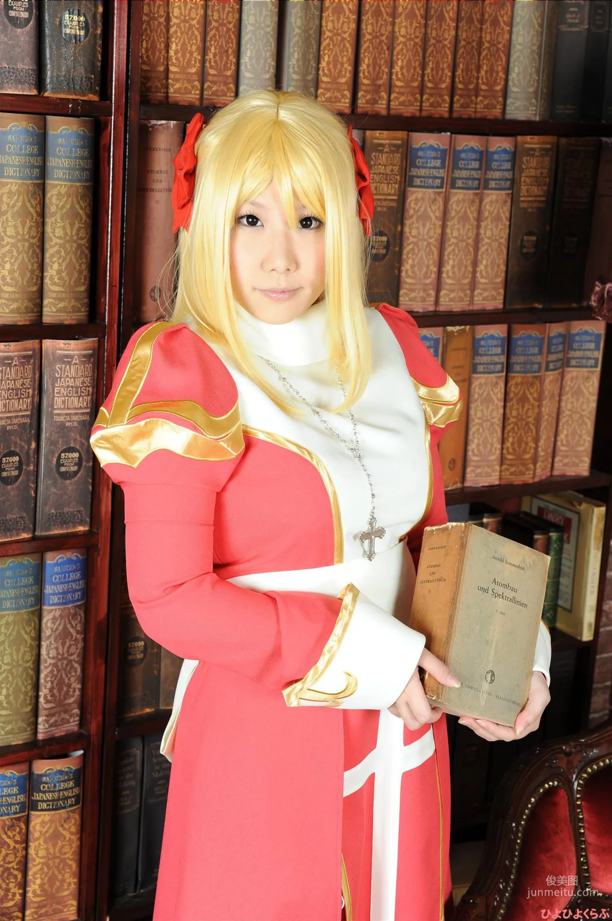 丹雫ひよ 《Ragnarok Online》High Priest  [HiyoHiyo Club] 写真集30