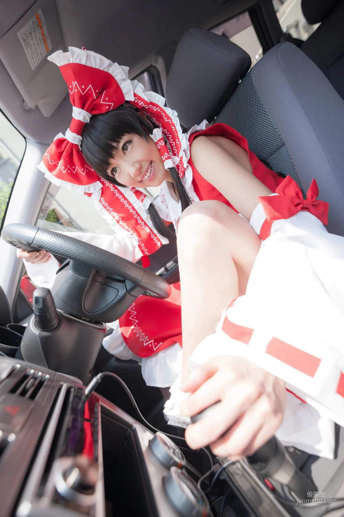 早乙女らぶ《東方Project》Hakurei Reimu(博麗霊夢) [@factory] 写真集4