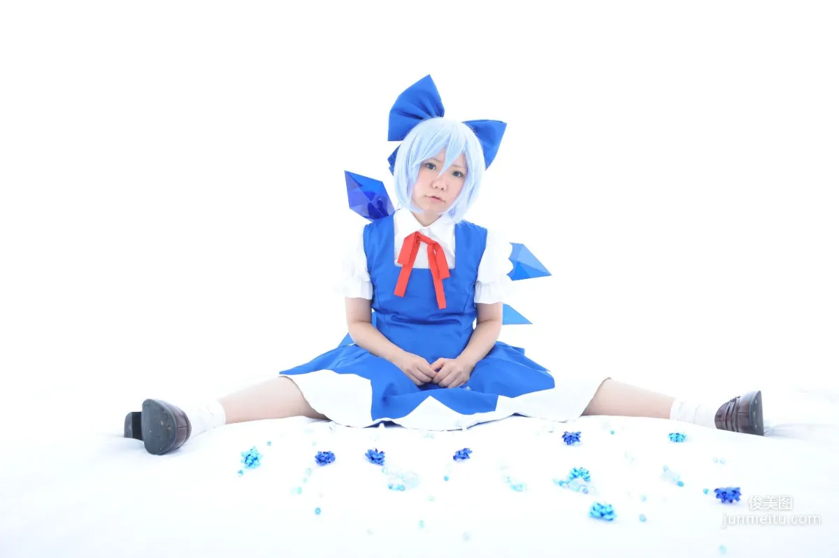 兎丘なこ《Touhou Project》Cirno+Inubashiri Momiji [Black★pumpkin] 写真集2