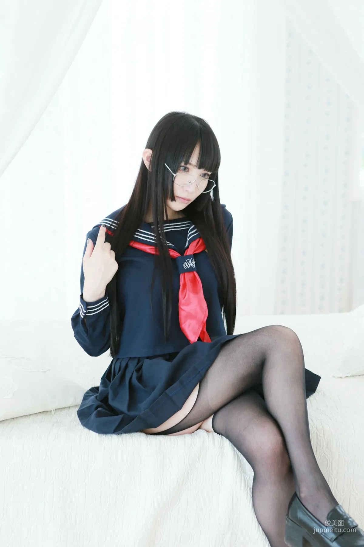 LeChat(るしゃ) School Girl(女子校生) [踊るねこ人間] 写真集55