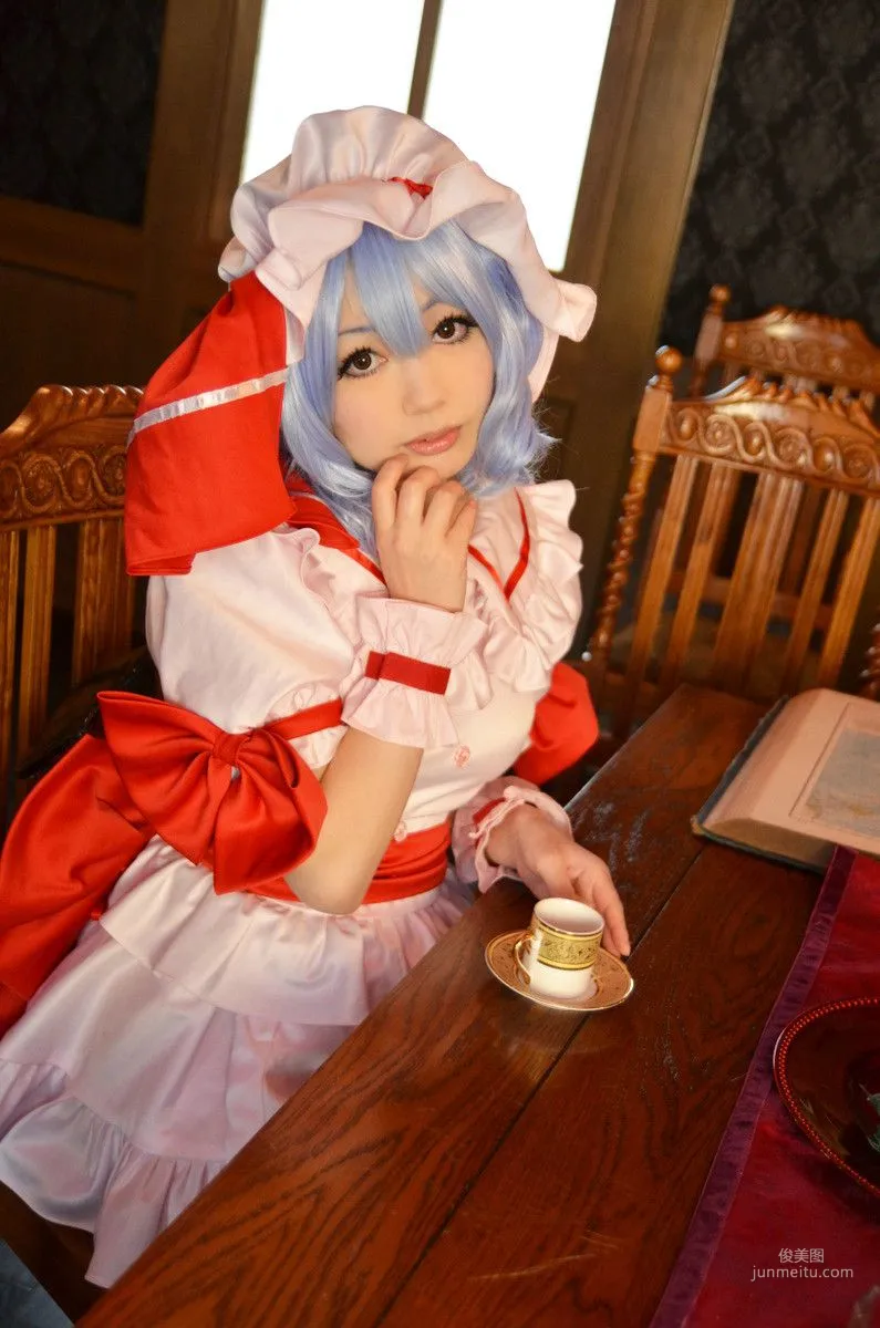 Shizuku(しずく) 《東方Project》Remilia Scarlet [from a rose] 写真集2