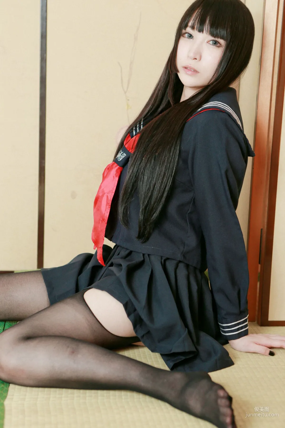 LeChat(るしゃ) School Girl(女子校生) [踊るねこ人間] 写真集95