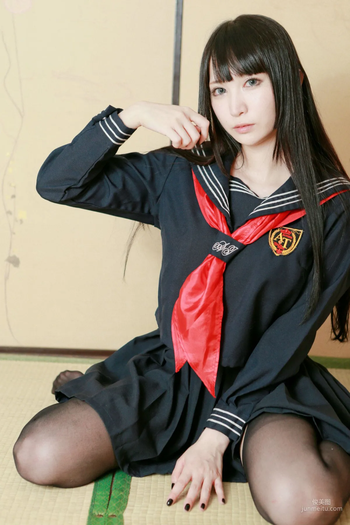 LeChat(るしゃ) School Girl(女子校生) [踊るねこ人間] 写真集96