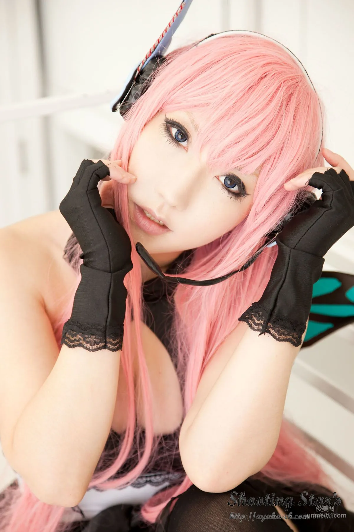 绫香 (Sakuサク) 《VOCALOID》 Megurine Luka [Shooting Star's] 写真集83