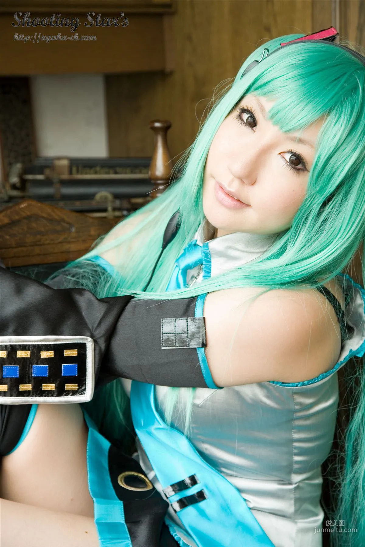 サク (绫香 Saku Ayaka) 《VOCALOID》Hatsune Miku [Shooting Star's] 写真集42