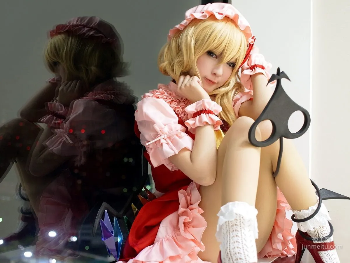 火将ロシエル 《Touhou Project》Hakurei Reimu+Flandre Scarlet [猫耳メイド屋] 写真集50