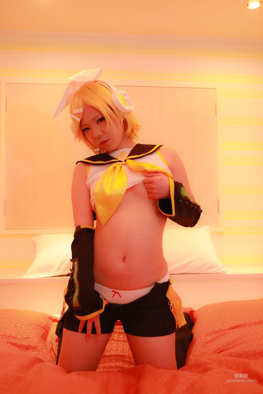 田中まな《VOCALOID》鏡音リン [Cosplay Channel] 写真集25