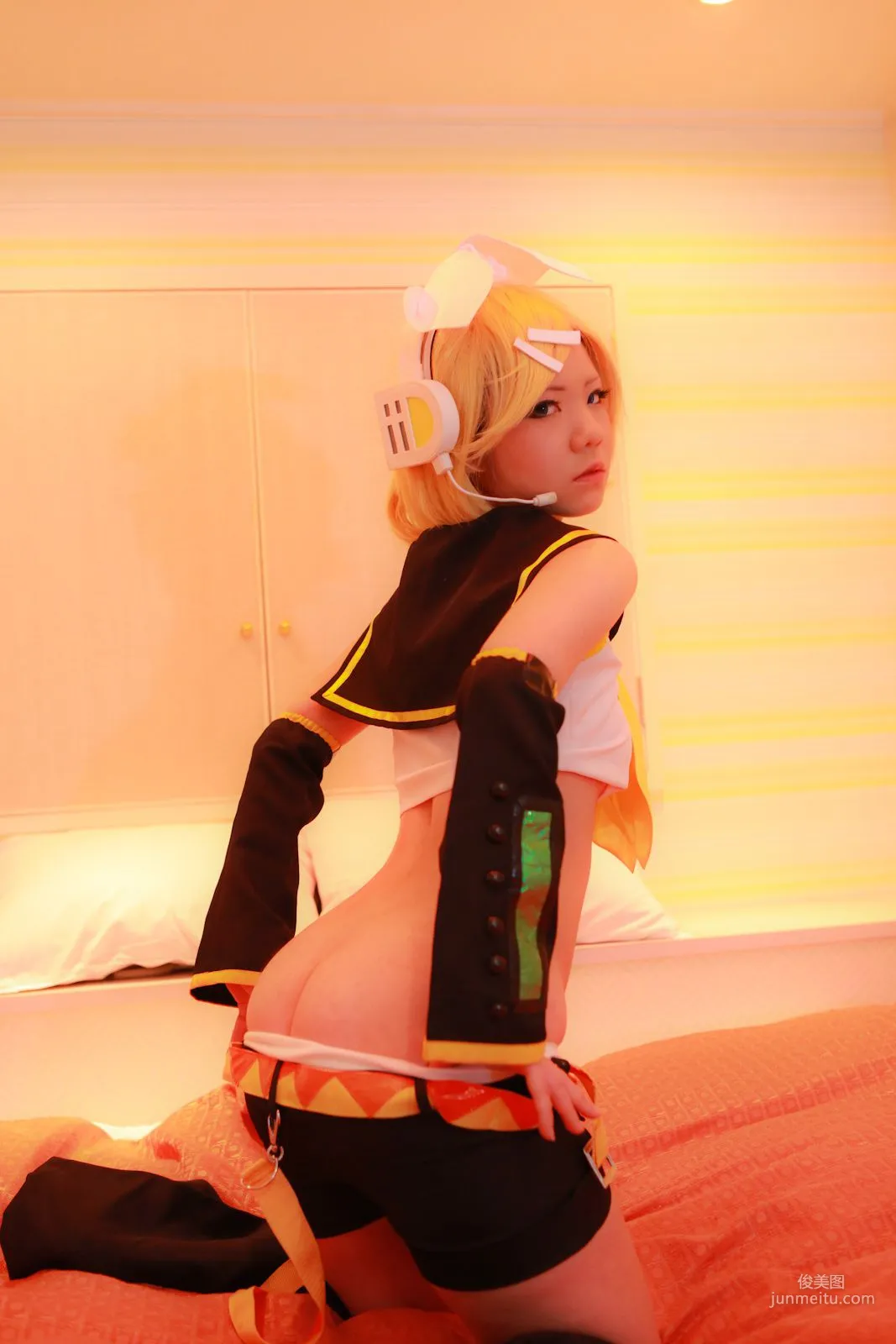 田中まな《VOCALOID》鏡音リン [Cosplay Channel] 写真集33