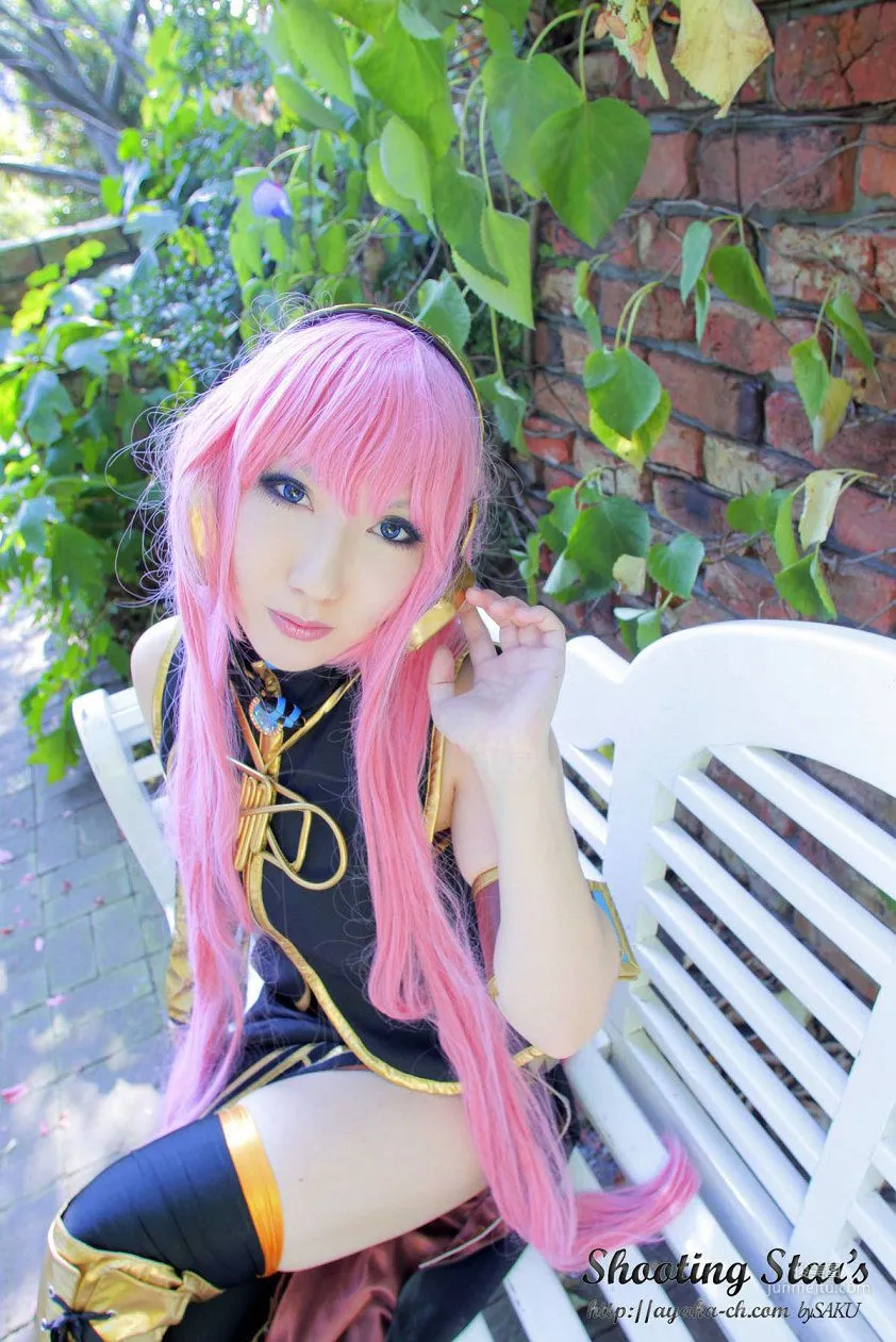 绫香 (Sakuサク) 《VOCALOID》 Megurine Luka [Shooting Star's] 写真集20