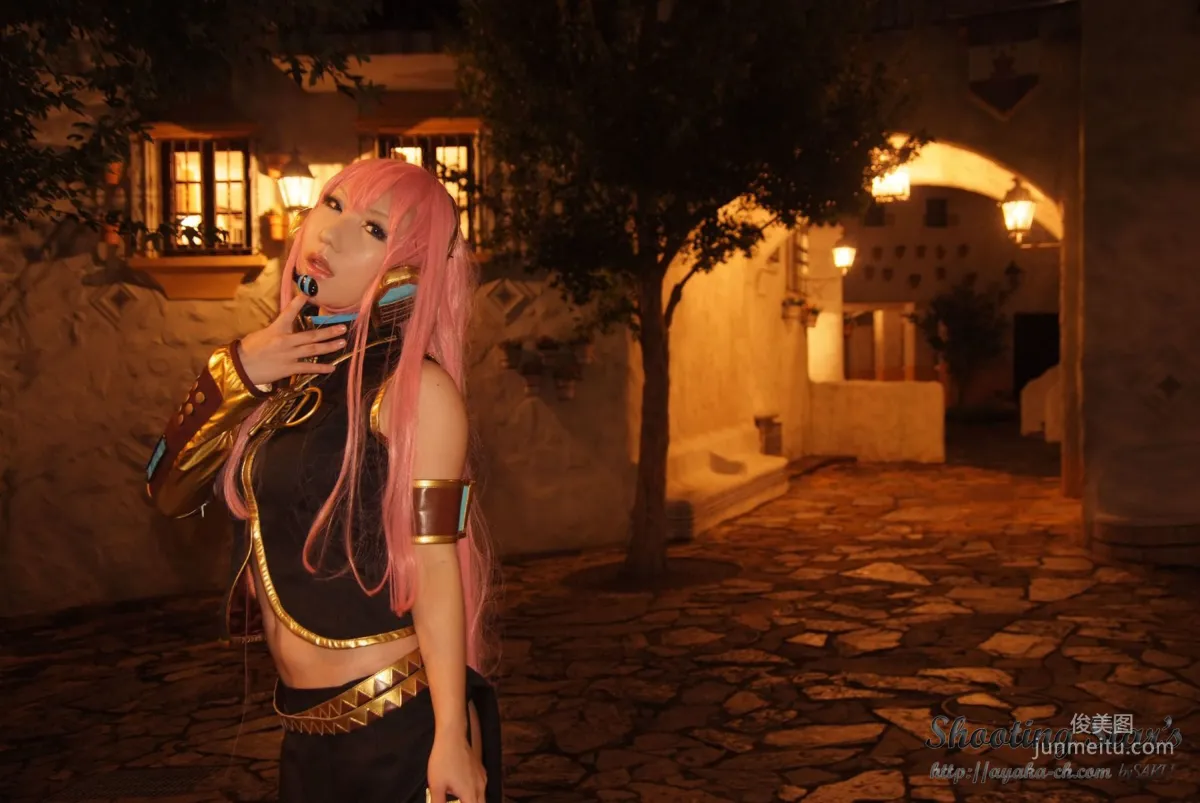 绫香 (Sakuサク) 《VOCALOID》 Megurine Luka [Shooting Star's] 写真集130