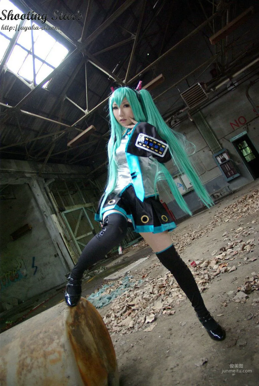 サク (绫香 Saku Ayaka) 《VOCALOID》Hatsune Miku [Shooting Star's] 写真集46