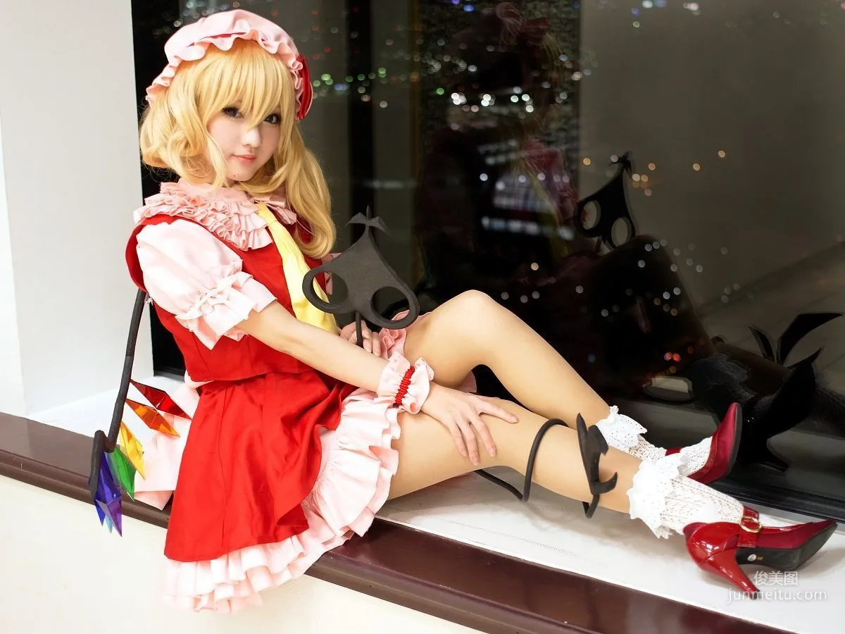 火将ロシエル 《Touhou Project》Hakurei Reimu+Flandre Scarlet [猫耳メイド屋] 写真集45