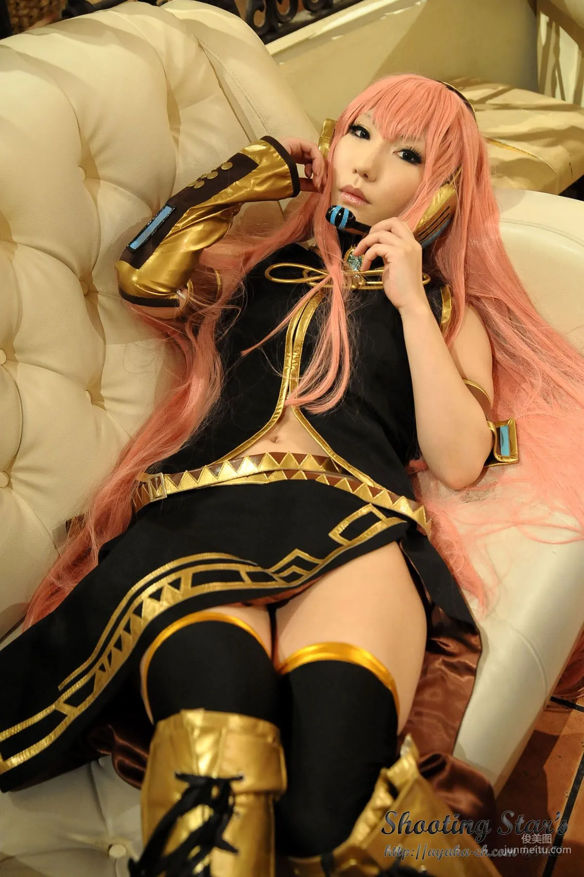 绫香 (Sakuサク) 《VOCALOID》 Megurine Luka [Shooting Star's] 写真集9