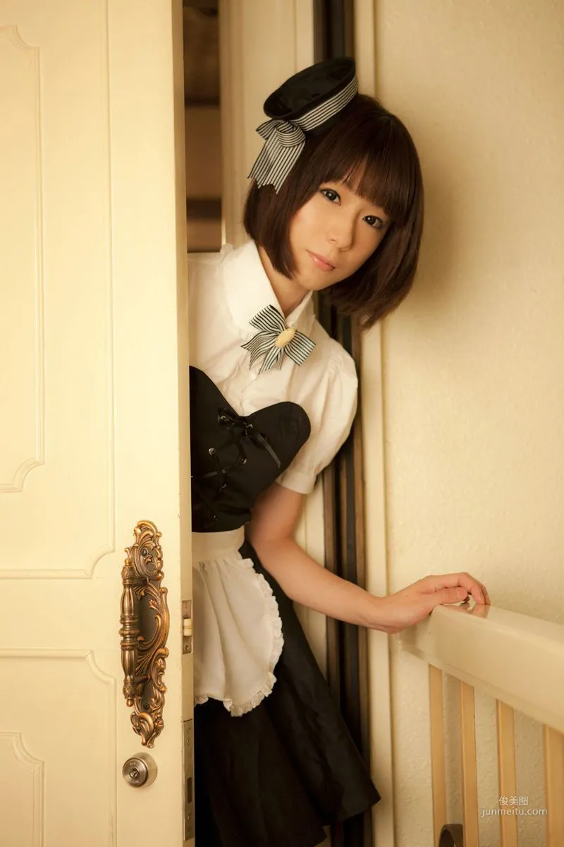 浅井まみ (Asai Mami) 《これが私の御主人様》Maid [hitekikaku] 写真集67