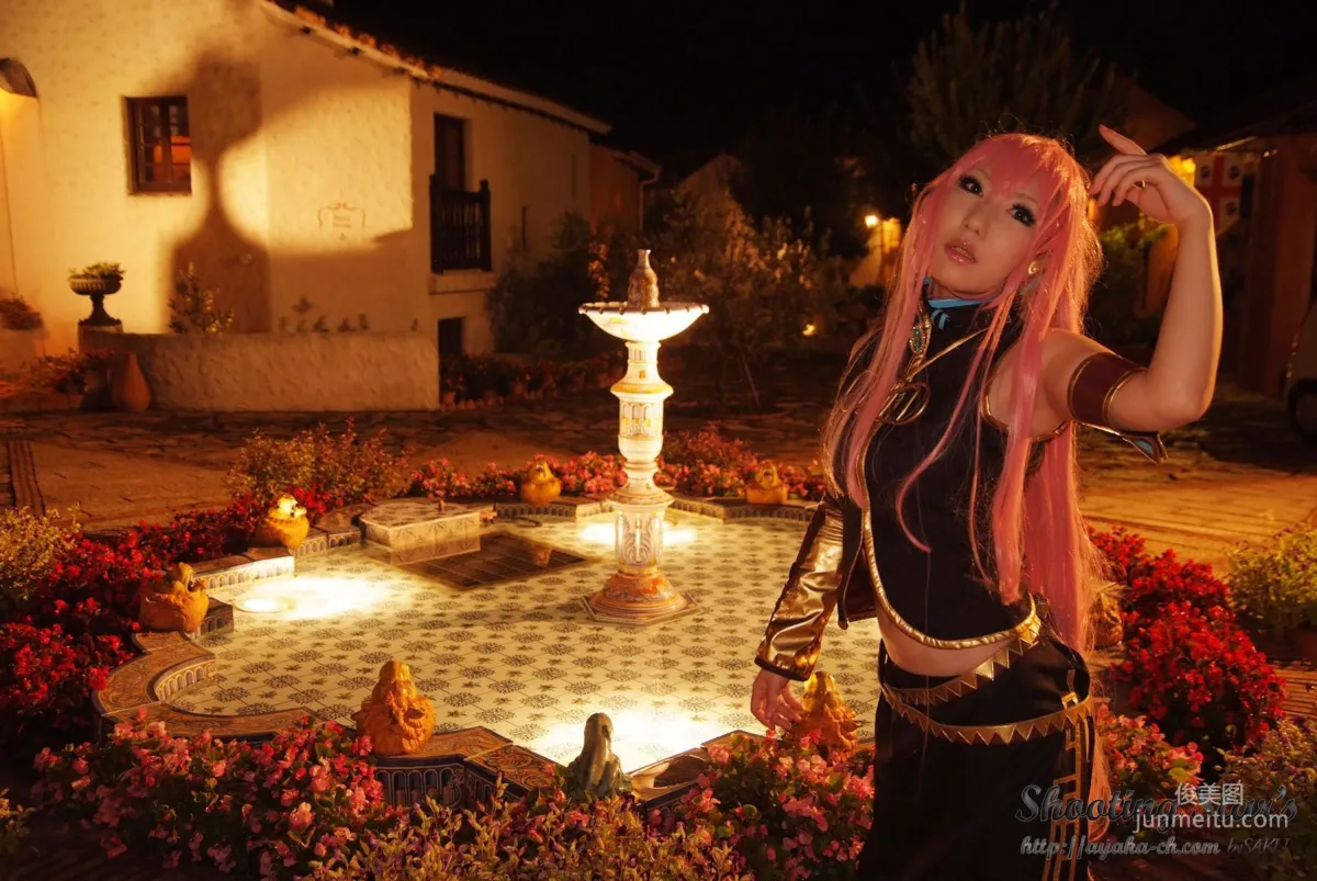 绫香 (Sakuサク) 《VOCALOID》 Megurine Luka [Shooting Star's] 写真集124