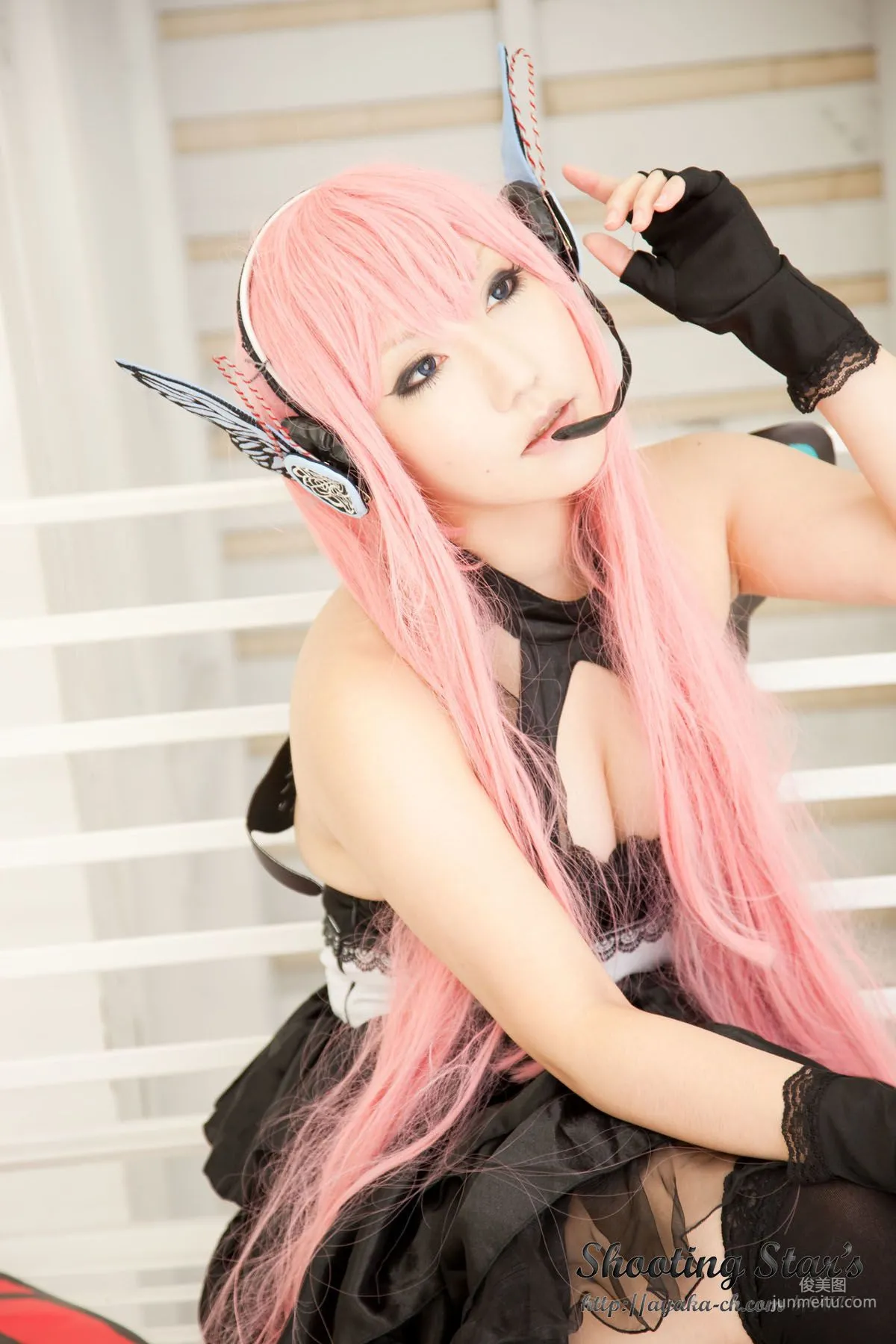 绫香 (Sakuサク) 《VOCALOID》 Megurine Luka [Shooting Star's] 写真集65