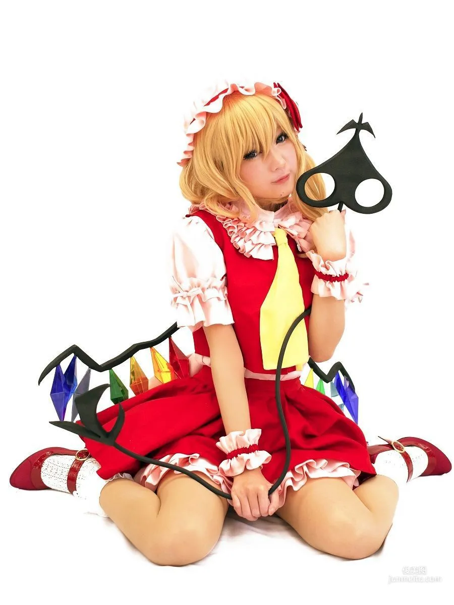 火将ロシエル 《Touhou Project》Hakurei Reimu+Flandre Scarlet [猫耳メイド屋] 写真集58