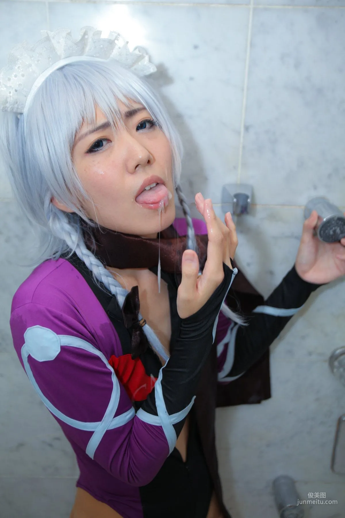 Ayane(あやね) 《Touhou Project》Izayoi Sakuya [Wolf Fang!!] 写真集37