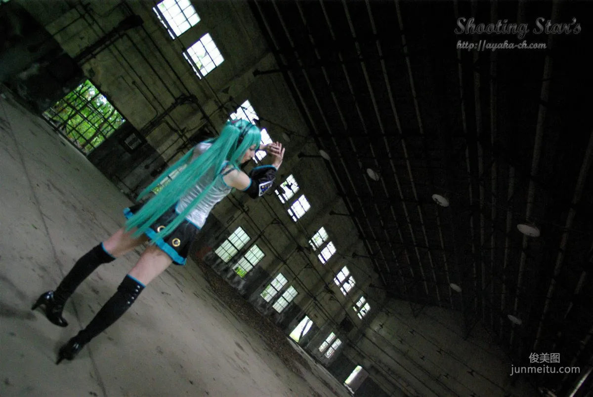 サク (绫香 Saku Ayaka) 《VOCALOID》Hatsune Miku [Shooting Star's] 写真集67