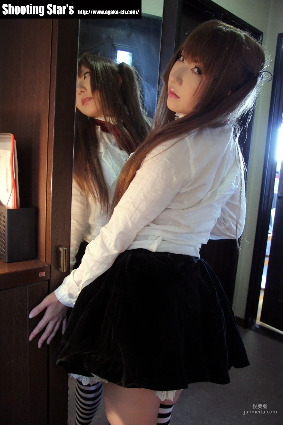 サク (绫香 Saku Ayaka) 《DEATH NOTE》Amane Misa(弥海砂) [Shooting Star's] 写真集118