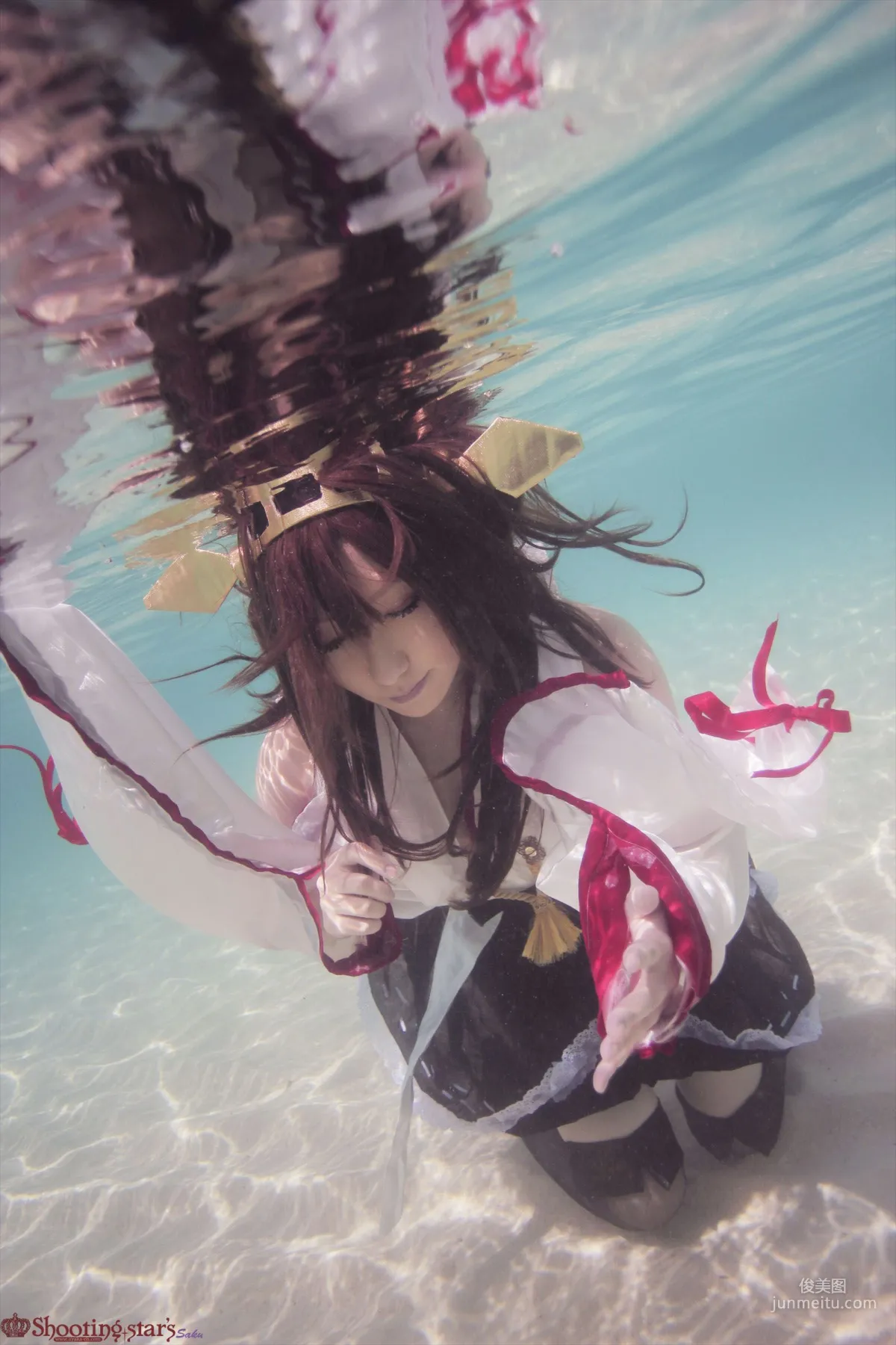 绫香 (Saku サク) 《Kantai Collection》Kongou(金剛) [Shooting Star's] 写真集21