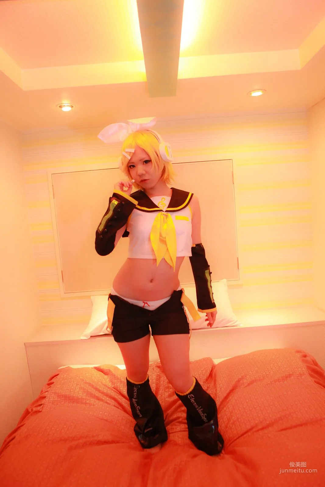 田中まな《VOCALOID》鏡音リン [Cosplay Channel] 写真集1