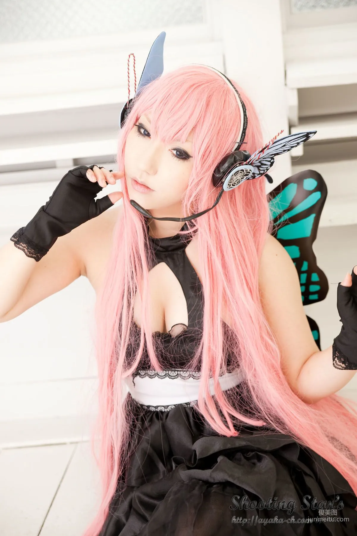 绫香 (Sakuサク) 《VOCALOID》 Megurine Luka [Shooting Star's] 写真集30