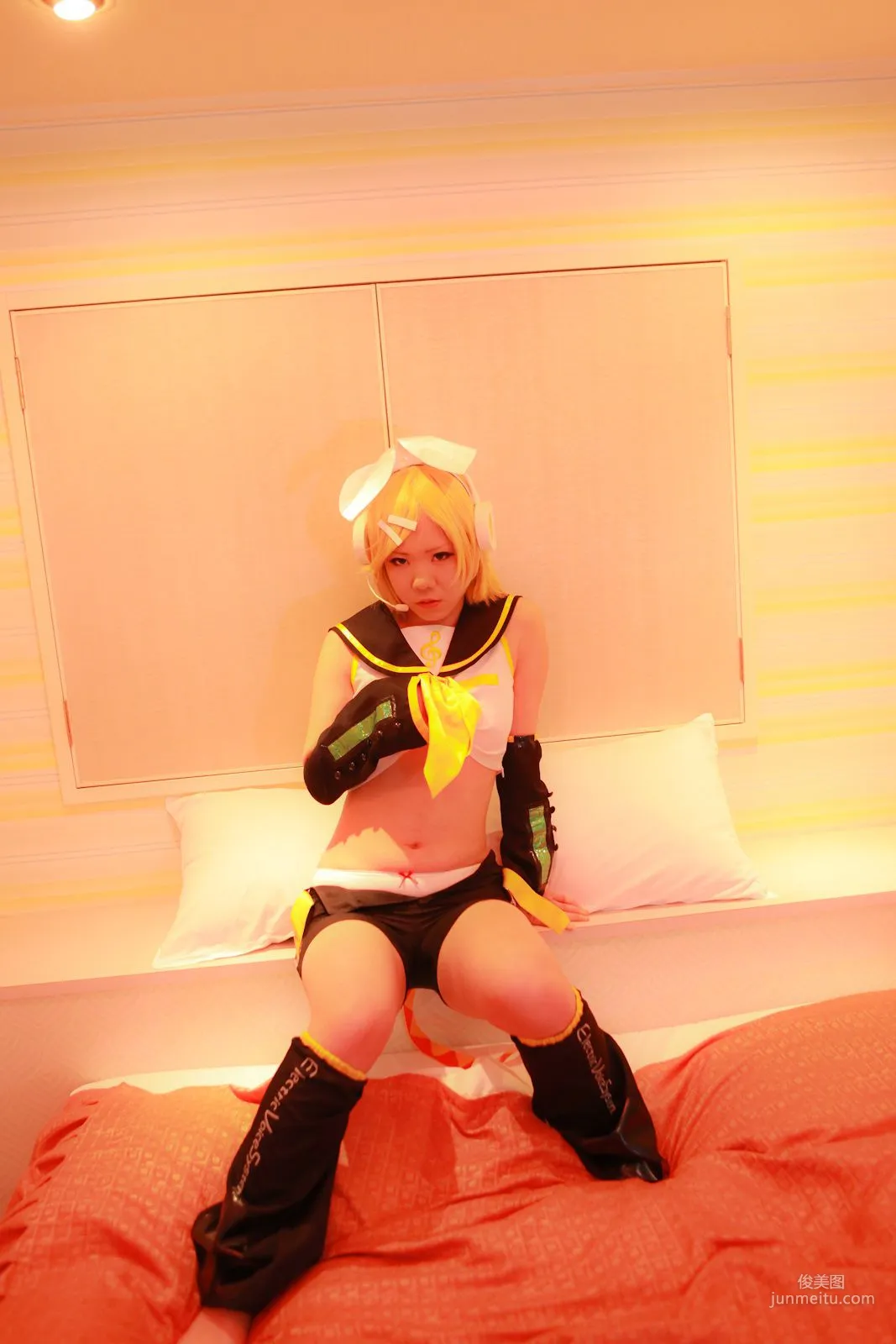 田中まな《VOCALOID》鏡音リン [Cosplay Channel] 写真集11