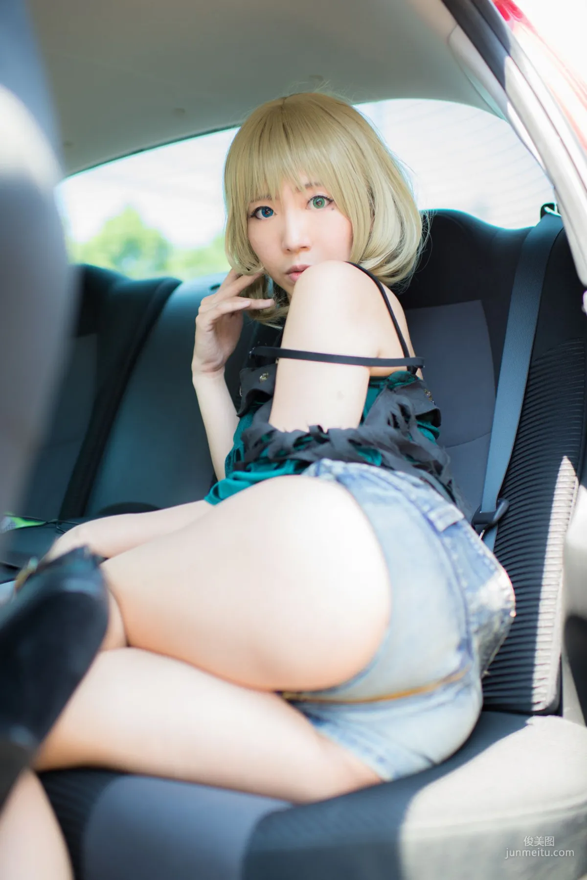 Ayane(あやね) 《Idolmaster》Takagaki Kaede(高垣楓) [Wolf Fang!!] 写真集64