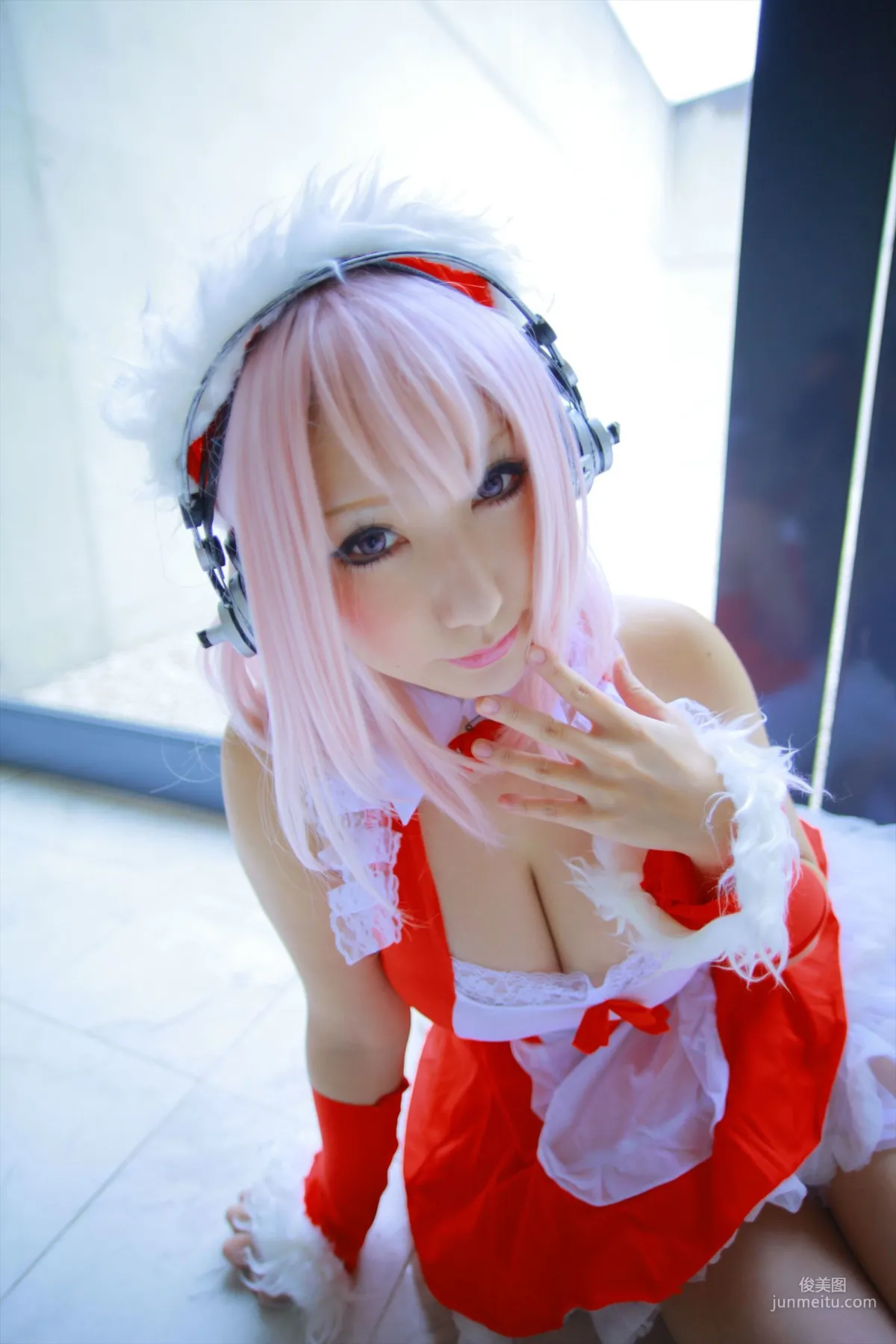 サク (Saku) 《Sonicomi》Super Sonico [Shooting Star's] 写真集111