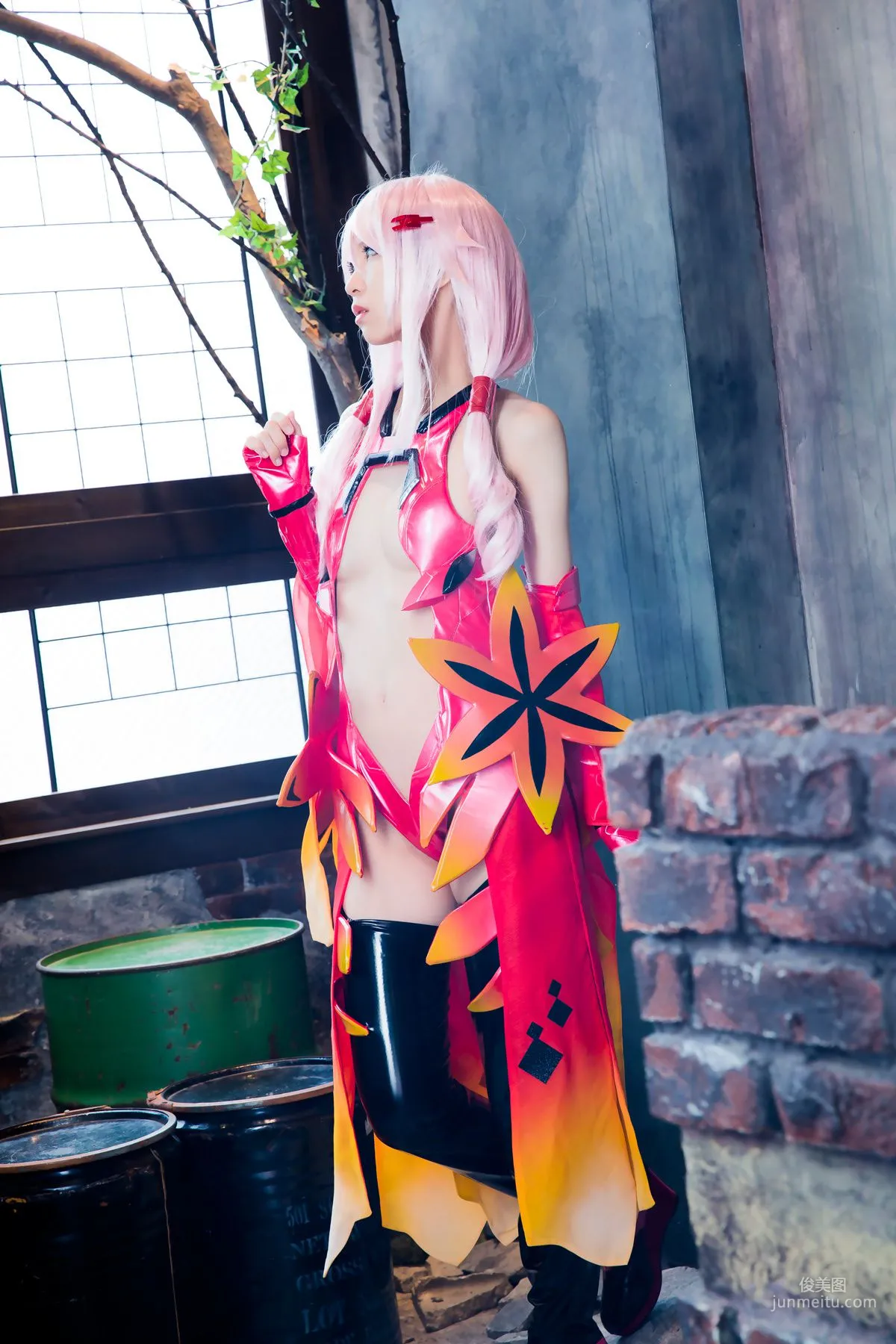 Mike(ミケ) 《Guilty Crown》Yuzuriha Inori(楪いのり) [Mikehouse] 写真集14