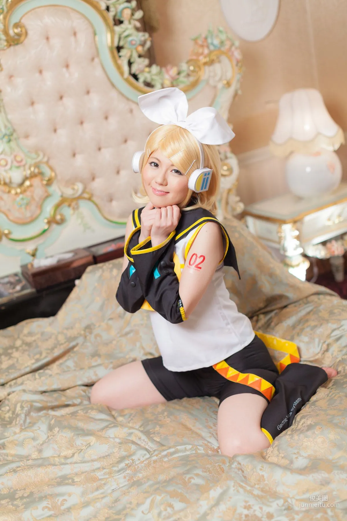 荒木まい (荒木麻衣) 《VOCALOID》Kagamine Rin(鏡音リン) [@factory] 写真集3