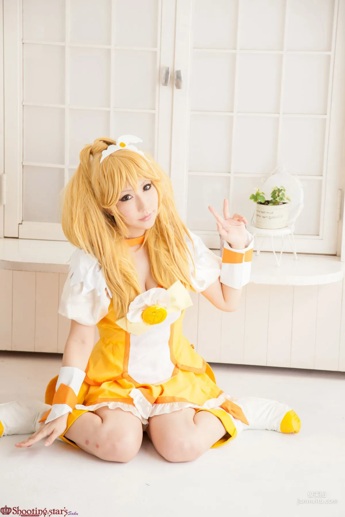 サク (Saku) 《光之美少女》Cure Peace+Cure Beauty 写真集86