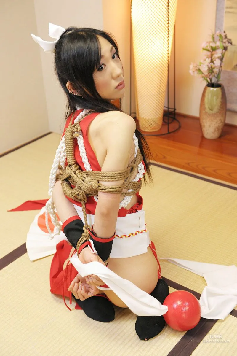 華群みさき 《KING OF FIGHTERS》MAI SHIRANUI 写真集30