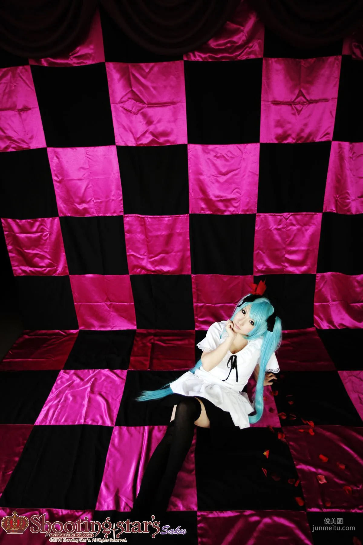 绫香サク (Saku Ayaka) 《Vocaloid》Hatsune Miku 4 写真集10